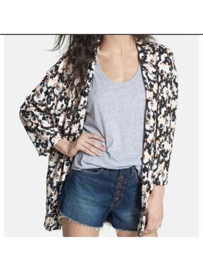 ASTR Black Oversized Blazer Jacket Open Style Beige Floral Print
